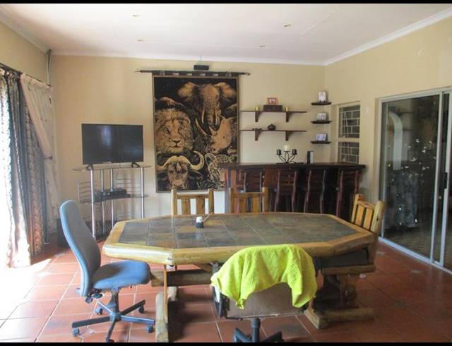 4 BEDROOM HOUSE FOR SALE IN UNIVERSITAS RIDGE